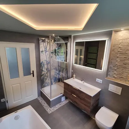 Adelsberg Mit Dachterrasse In Zentraler Lage Fuer Bis Zu 10 Personen