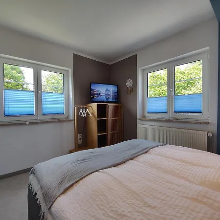 Adelsberg Mit Dachterrasse In Zentraler Lage Fuer Bis Zu 10 Personen Chemnitz