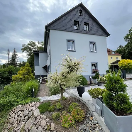 Villa Adelsberg Mit Dachterrasse In Zentraler Lage Fuer Bis Zu 10 Personen *
