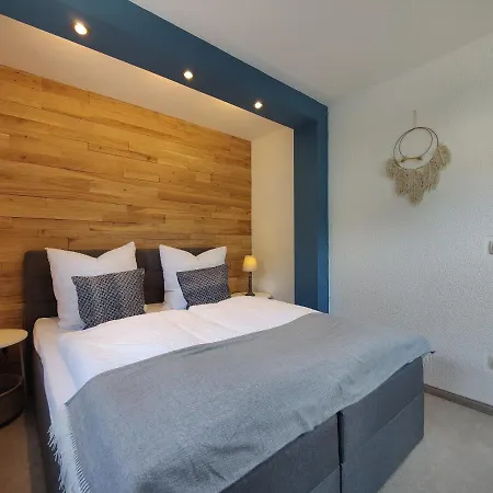 Adelsberg Mit Dachterrasse In Zentraler Lage Fuer Bis Zu 10 Personen * Chemnitz