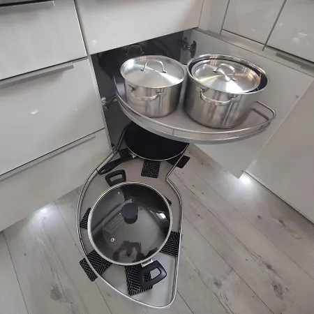 Villa Adelsberg Mit Dachterrasse In Zentraler Lage Fuer Bis Zu 10 Personen