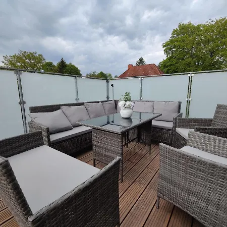 Adelsberg Mit Dachterrasse In Zentraler Lage Fuer Bis Zu 10 Personen * Chemnitz