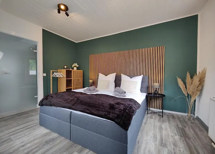 Adelsberg Mit Dachterrasse In Zentraler Lage Fuer Bis Zu 10 Personen Villa Chemnitz