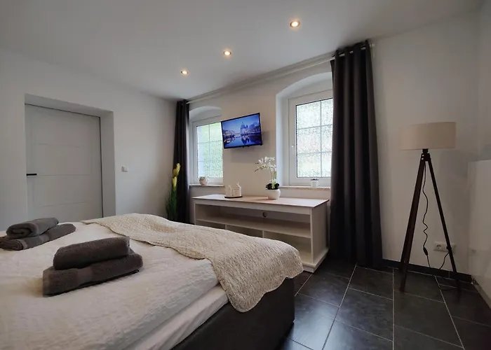 Adelsberg Mit Dachterrasse In Zentraler Lage Fuer Bis Zu 10 Personen *