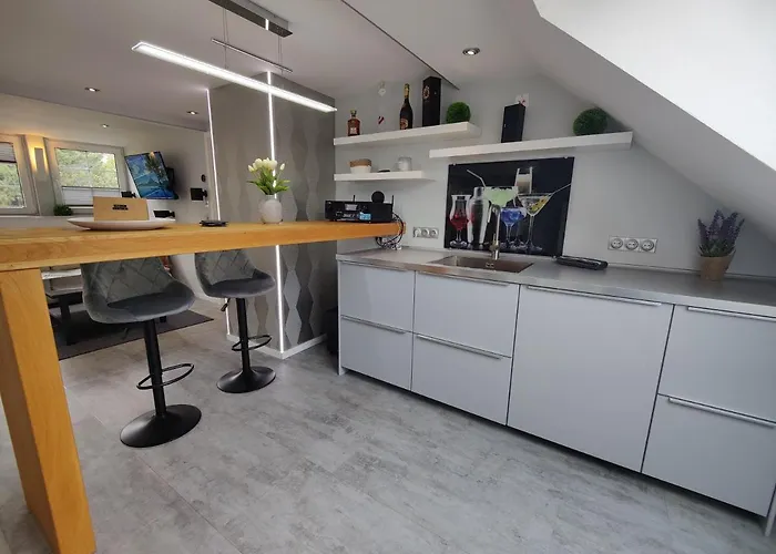 Adelsberg Mit Dachterrasse In Zentraler Lage Fuer Bis Zu 10 Personen