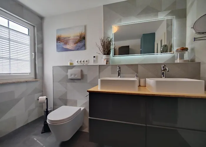 Villa Adelsberg Mit Dachterrasse In Zentraler Lage Fuer Bis Zu 10 Personen Chemnitz