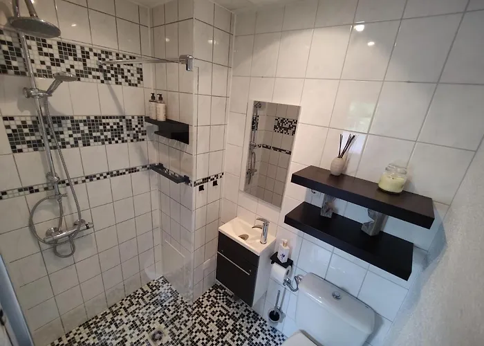 Adelsberg Mit Dachterrasse In Zentraler Lage Fuer Bis Zu 10 Personen Villa