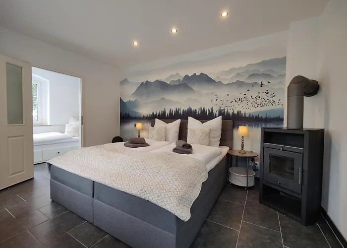 Villa Adelsberg Mit Dachterrasse In Zentraler Lage Fuer Bis Zu 10 Personen