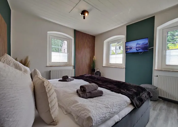 Villa Adelsberg Mit Dachterrasse In Zentraler Lage Fuer Bis Zu 10 Personen