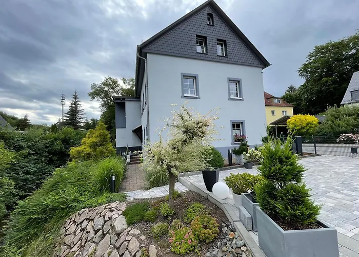 Villa Adelsberg Mit Dachterrasse In Zentraler Lage Fuer Bis Zu 10 Personen *