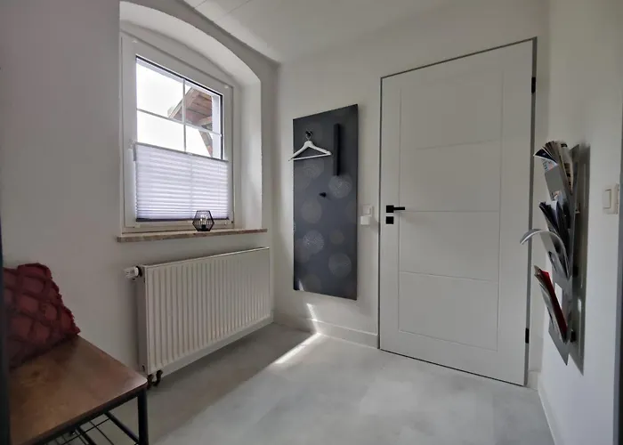 Adelsberg Mit Dachterrasse In Zentraler Lage Fuer Bis Zu 10 Personen Villa *